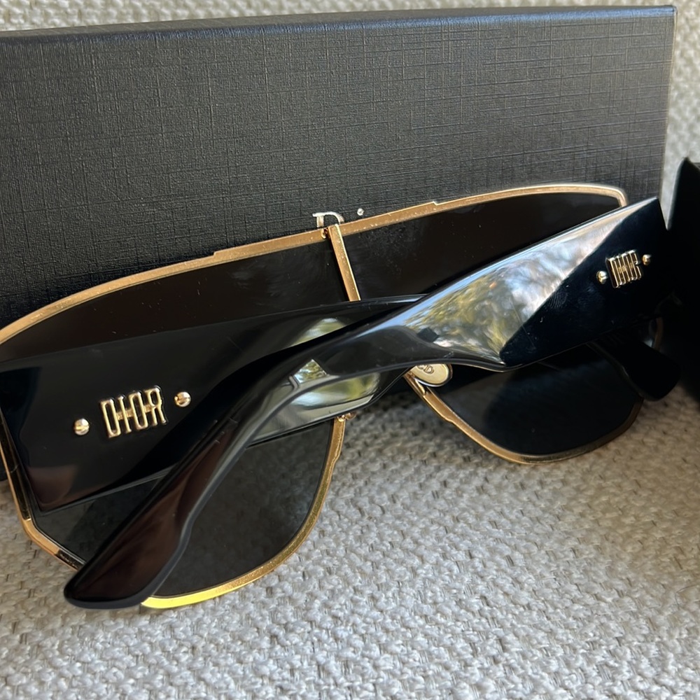 Dior Black and Gold Shield Sunglasses - Picture 5 of 9